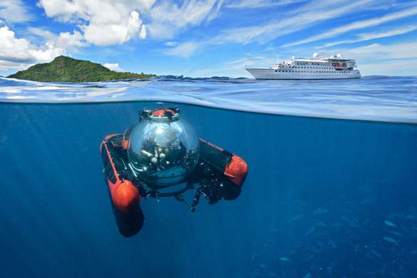 Crystal Cruises - Crystal Esprit - Submersible Platform _2_.jpg